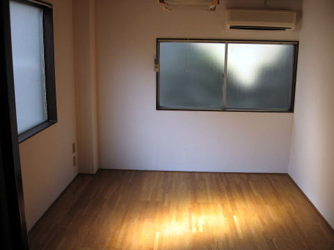 �R�����@�b�{�s�@��ܒ��@�PK�@�Q�D�S���~