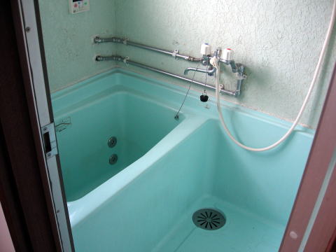 �R�����@�b�{�s�@�R�{���@���݃A�p�[�g�@�QDK�@�R�C�X���~