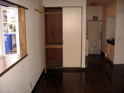 �R�������̏��a���͐��A�p�[�g�E�}���V�����E���ݏZ��@�L����ЎR������