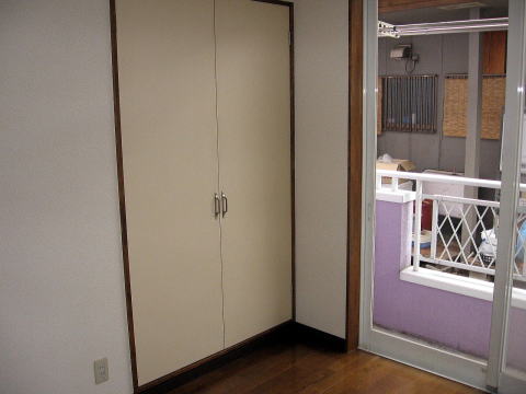 �R�������̏��a���͐��A�p�[�g�E�}���V�����E���ݏZ��@�L����ЎR������